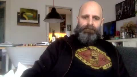Snapshot of devil_dark_berlin chatting on December 31, 2:03 pm ooo  Devil Dark  ooo online show from December 31, 2:03 pm