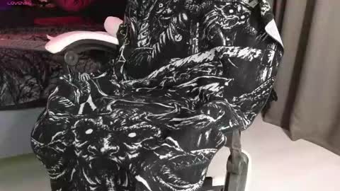 devil_s_bride online show from May 15, 4:36 pm
