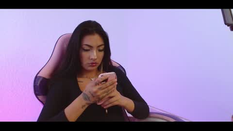 devilchlloe online show from February 4, 10:24 pm