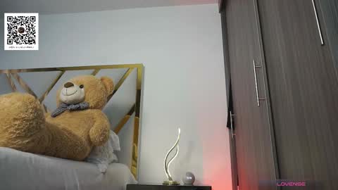 Devin Hunter online show from November 25, 2:49 pm