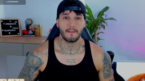 JULIAN online show from January 18, 2:48 pm