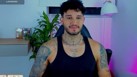 JULIAN online show from January 15, 11:57 pm