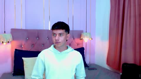 DEYVIGREKO online show from December 4, 9:47 pm