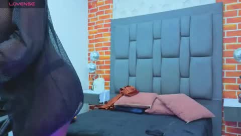 Madisson online show from October 27, 10:43 pm