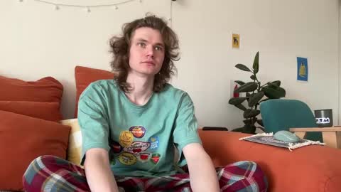 Di Alex online show from April 4, 8:21 am