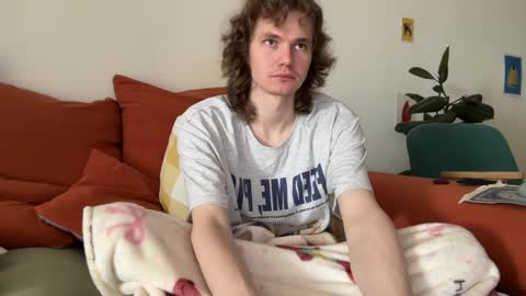 Di Alex online show from April 2, 7:59 am