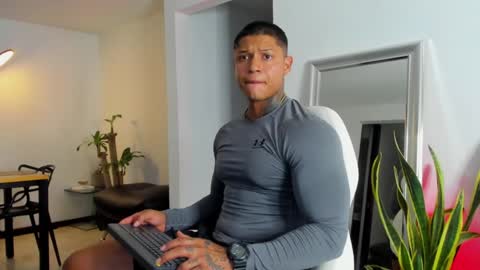 Diego online show from February 8, 11:02 pm