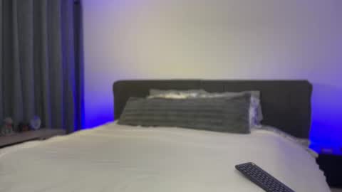 Diego online show from September 13, 1:30 am