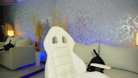 Diego online show from January 10, 2:00 pm