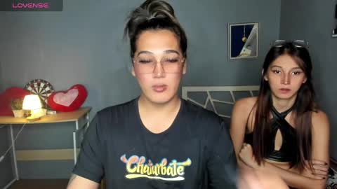 Snapshot of diamond_foxy chatting on February 22, 8:18 am Wency online show from February 22, 8:18 am