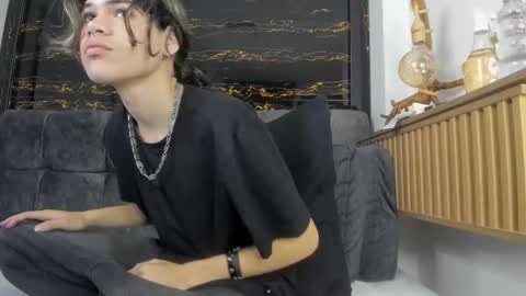 diamond_twink online show from February 14, 3:04 pm