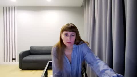 Snapshot of diana_meridor chatting on February 24, 2:51 am diana_meridor online show from February 24, 2:51 am