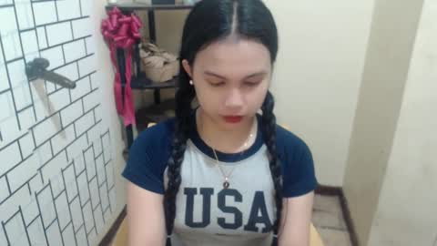 Diane online show from February 3, 12:36 am