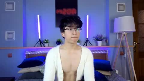 Adam online show from March 8, 9:24 am