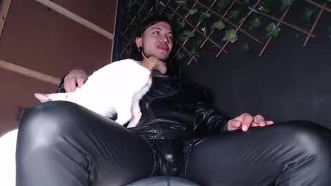 DICAPRIO online show from September 17, 1:53 am