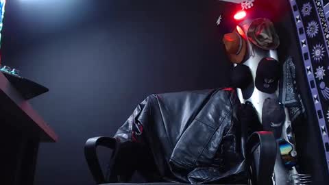 DICAPRIO online show from March 5, 5:18 pm