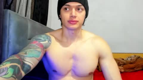 jhon online show from December 28, 7:01 pm