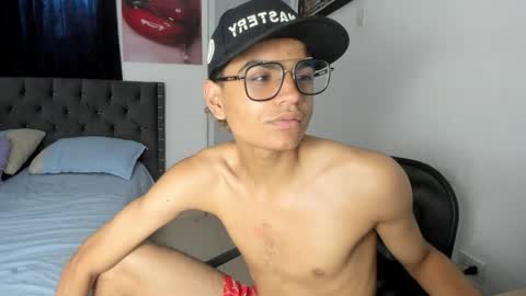 dick online show from May 8, 8:03 pm