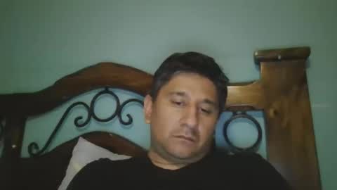 dickeduardo online show from April 2, 1:24 am