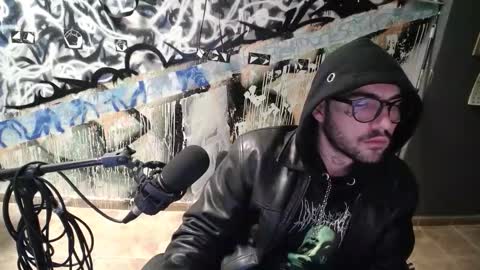 didismurf02 online show from November 28, 4:42 am