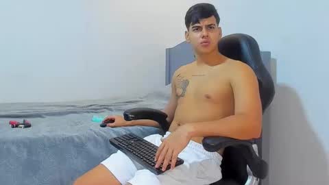 DIEGO CAZAS online show from February 8, 3:08 am