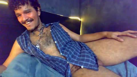 diemond_latinx98 online show from February 21, 4:32 pm