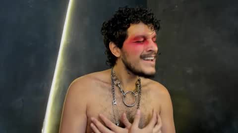 diemond_latinx98 online show from December 3, 6:08 pm