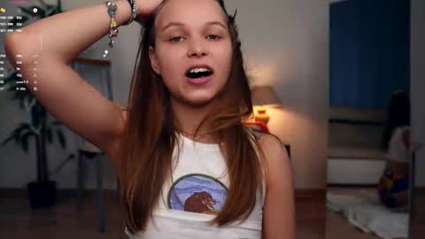 Snapshot of dierafauxa chatting on September 26, 6:49 pm Elwyna online show from September 26, 6:49 pm
