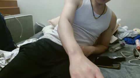 Snapshot of dildobandit213 chatting on January 28, 6:38 am dildobandit online show from January 28, 6:38 am