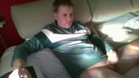 dili999 online show from September 29, 5:34 pm