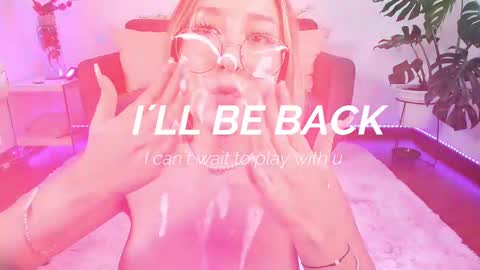   online show from February 11, 12:25 pm