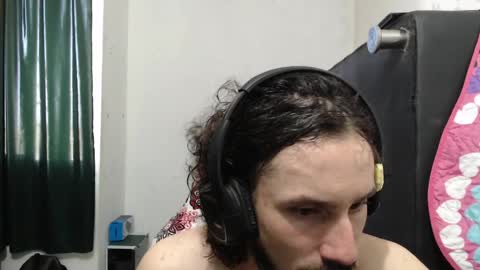 Henry online show from April 12, 3:27 pm