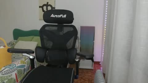 Anglica A online show from November 20, 8:50 pm