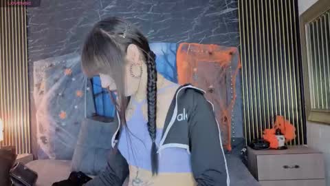 Snapshot of diosaa_golden chatting on October 12, 9:27 pm DIOSA online show from October 12, 9:27 pm