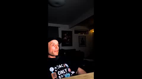 dirkdigglerofficial online show from April 9, 1:42 am