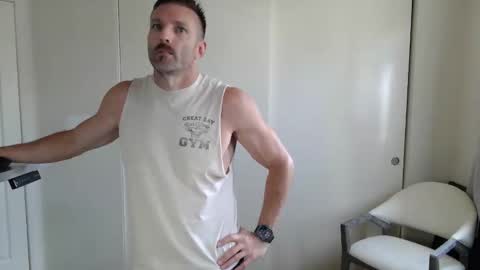 dirty_birdy_ online show from April 30, 5:51 pm