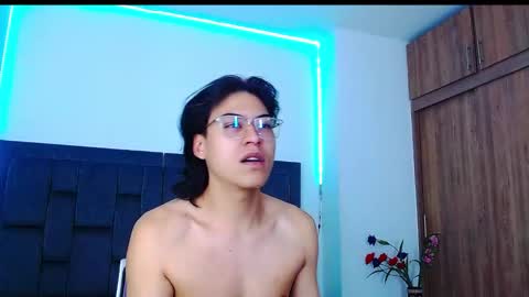 dirty model online show from September 27, 8:12 am