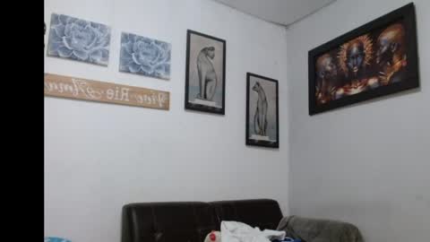 dirtyslimlatin online show from June 7, 12:49 am