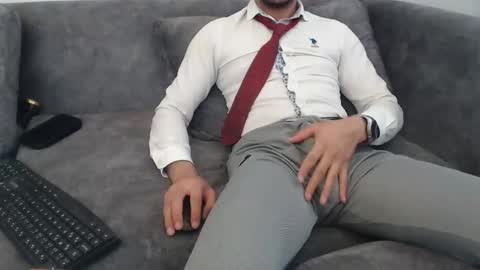 dirtyybooyy77 online show from April 13, 3:38 pm