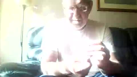 Snapshot of discovery63 chatting on October 5, 10:56 am discovery63 online show from October 5, 10:56 am