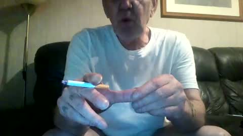 Snapshot of discovery63 chatting on October 22, 5:58 pm discovery63 online show from October 22, 5:58 pm