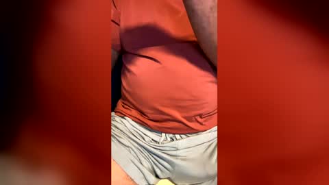 discretmature online show from June 29, 1:33 pm