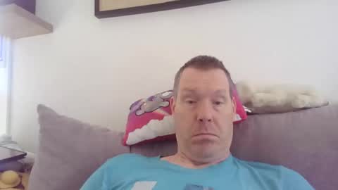 disney0988 online show from April 2, 8:10 am