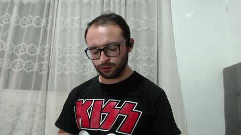 distortion_guy online show from May 15, 2:31 am