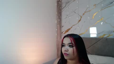 disyamil_pineda online show from May 7, 2:40 am