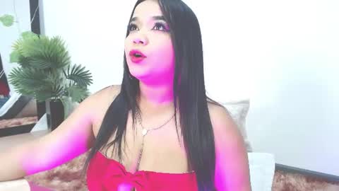 disyamil_pineda online show from June 23, 3:25 am