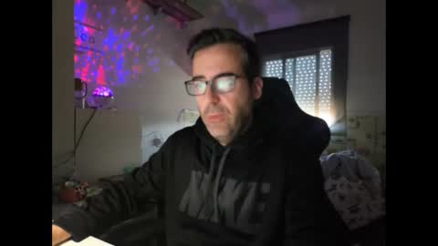 Snapshot of ditos_c chatting on January 24, 8:55 am ditos_c online show from January 24, 8:55 am