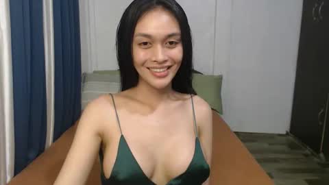 DIVINA online show from June 7, 3:06 pm