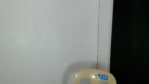 Crystal mae online show from April 27, 3:31 pm