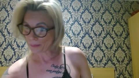 Dixie online show from March 11, 8:45 pm